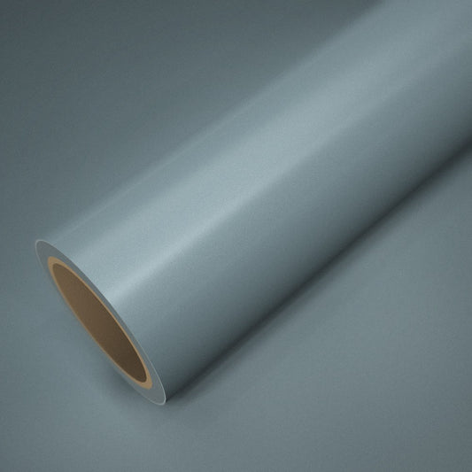 Rouleau de vinyle ICR® gris nuit posé sur une feuille du même vinyle